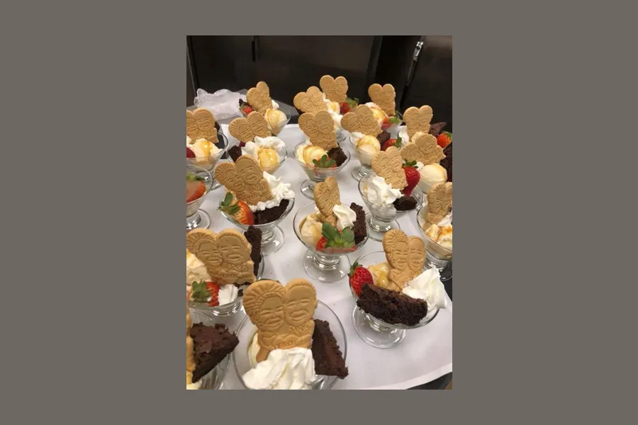 wedding party cookies